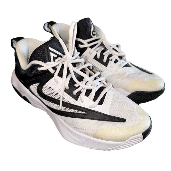 Nike Other - Nike Giannis Immortality Men's Basketball Sneakers Black/White Size 7.5 GUC